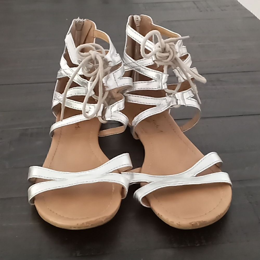 City Classified Sandals metallic silver tie up size 9